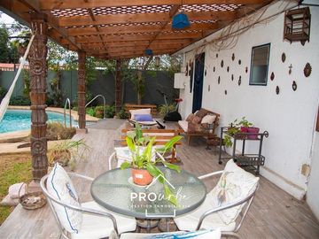 Casa en Venta en Medina/ Av Lo Barnechea