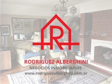 ¡Excelente casa en alto! (Calle Av. del Valle e/ 12 y 14)
