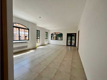 VENTA DE CASA 3 REC 3.5 BAÑOS 444 MTS CLAYTON VILLAGE