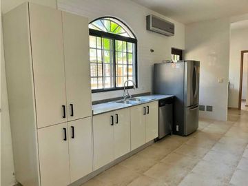 VENTA DE CASA 3 REC 3.5 BAÑOS 444 MTS CLAYTON VILLAGE