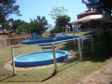Chalet en Venta con todos los servicios en Barrio Privado Hipocampo
