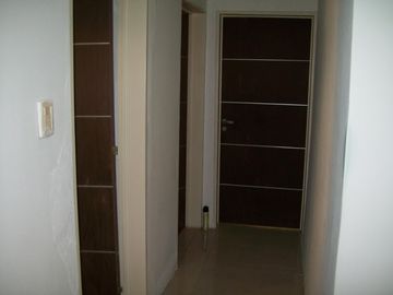 CASA EN TERRENO 8,66 X 30 GGE 2 AUTOS - CON PARQUE AL FONDO
