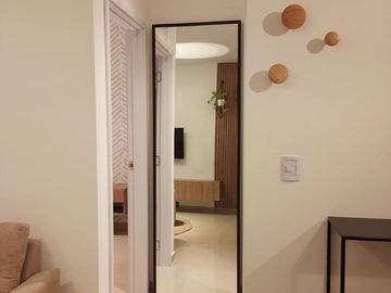 Departamento de 1 dormitorio contrafrente con balcón a metros del Monumento - Rosario