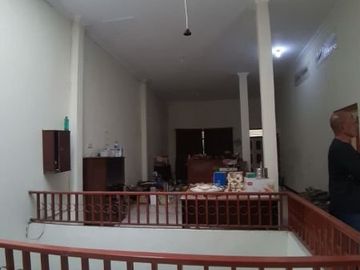 Rumah Dukuh Kupang Barat Bebas banjir, bisa untuk rumah kost