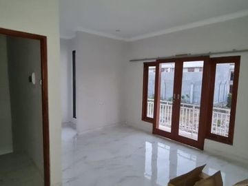 RUMAH 2 LANTAI, 600 JUTAAN, 5 MENIT KE BYPASS NGURAH RAI DI JIMBARAN, BALI