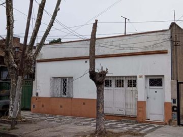 Departamento Tipo Casa en venta en Avellaneda Oeste