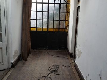 Casa PH en venta en Remedios de Escalada Oeste