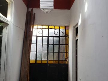Casa PH en venta en Remedios de Escalada Oeste