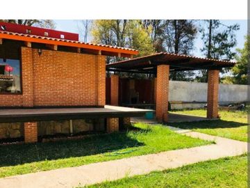 CABAÑA EN OMITLAN EXCELENTE UBICACION