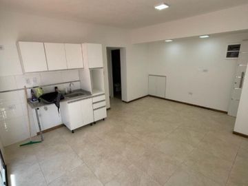 VENTA DPTO 2 AMBIENTES CON COCHERA A ESTRENAR!! QUILMES OESTE!!