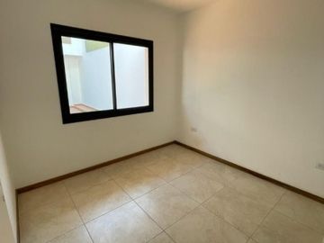 VENTA DPTO 2 AMBIENTES CON COCHERA A ESTRENAR!! QUILMES OESTE!!