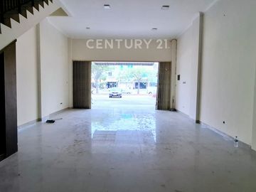 Ruko 3 Lantai Di Emerald Boulevard Harapan Indah Kota Bekasi