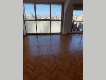 Departamento en Venta en Villa Crespo 5 ambientes 3 baños 120 m2 c balcón, al frente - Corrientes 5600