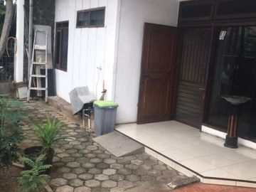 Dijual/Disewakan Rumah Siap Huni Di Tomang Jakarta Barat
