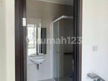 Disewakan Murah Rumah di Cluster California Pik 2 Ext 2 AC 4.5X10