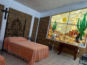 QUINTA RESIDENCIAL TEQUES  con acceso al lago