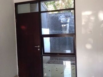 Rumah mewah di cicaheum lokasi strategis mainroad dkt padasuka,cikutra