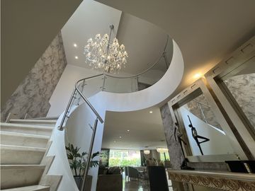 Casa para la Venta en Envigado Benedictinos
