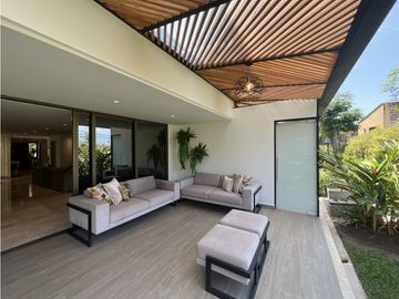 Casa para la Venta en Envigado Benedictinos