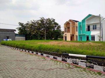 Jual Rumah Dua Lantai Bogor Lokasi Stategis Bonus Kanopi