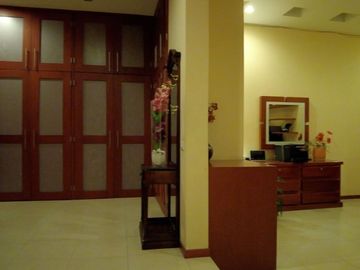 Casa de Lujo con Alberca en Venta en Colinas de San Javier Villa Universitaria