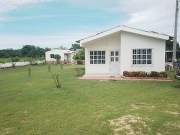 casa en venta en barú. Cod V15