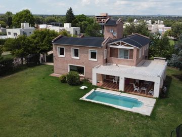VENTA DE CASA EN Juana Koslay