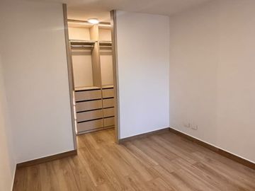 apartamento en arriendo en villa carolina. Cod A127623