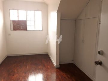 Teachers Village Townhouse For Sale At 11.5M PH915 A