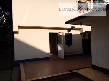 Casa en Venta en Casona en sector Oriente de Viña del Mar