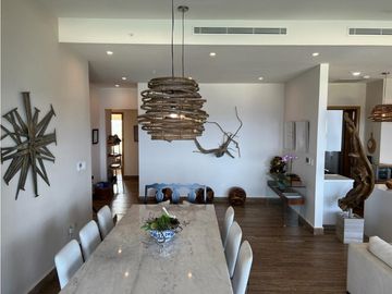 LUJOSO APARTAMENTO EN PLAYA ESCONDIDA - 6300DA