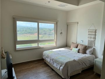 LUJOSO APARTAMENTO EN PLAYA ESCONDIDA - 6300DA