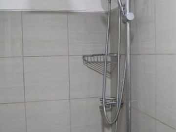 SHORE08XXB: For Sale Fully Furnished 1BR Unit with Balcony and Parking at Shore Residences, Pasay