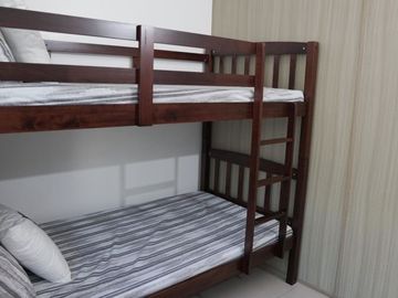 SHORE08XXB: For Sale Fully Furnished 1BR Unit with Balcony and Parking at Shore Residences, Pasay