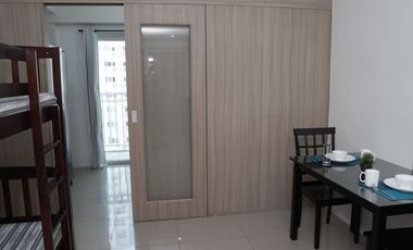 SHORE08XXB: For Sale Fully Furnished 1BR Unit with Balcony and Parking at Shore Residences, Pasay