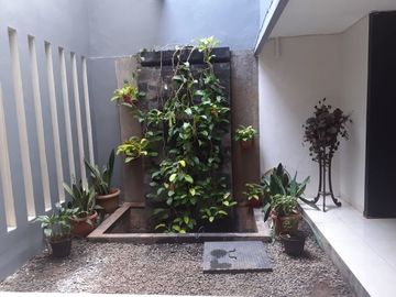 Rumah Bagus Sejuk Dan Nyaman Di Kalibata Utara Cocok Untuk Tempat Tinggal/Kantor