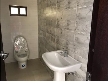 VENDO HERMOSA CASA EN MOCOLI