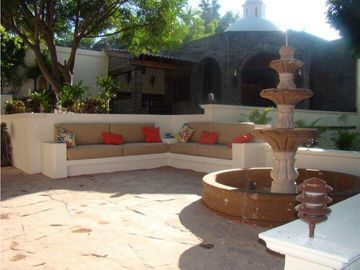 CASA EN VENTA CON VISTA AL LAGO 
