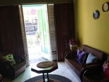 Rumah 2 lantai lahan luas dekat kampus Universitas Brawijaya dijual di sukarno hatta Malang