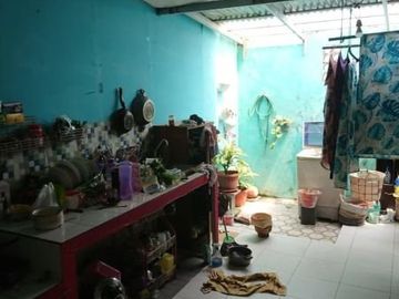 Rumah 2 lantai lahan luas dekat kampus Universitas Brawijaya dijual di sukarno hatta Malang