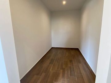 ST VENTA DE CASA DE LUJO EN ALAMOSUR SANTIAGO