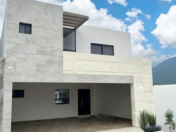 ST VENTA DE CASA DE LUJO EN ALAMOSUR SANTIAGO