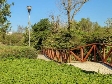 ST VENTA DE CASA DE LUJO EN ALAMOSUR SANTIAGO