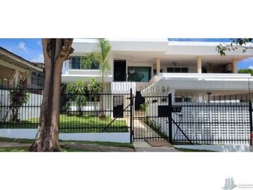 CASA EN LOS ANGELES AMPLIAl