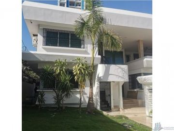 CASA EN LOS ANGELES AMPLIAl