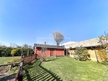 PARCELA EN VENTA EN TEMUCO CON GRAN CASA Y EXCELENTE QUINCHO