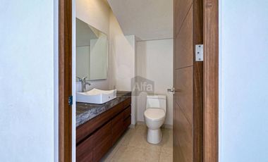 Residencia nueva a una cuadra de Av. Tecnológico en Metepec