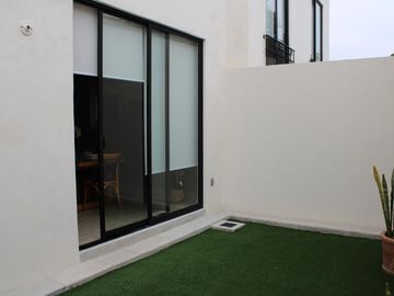 Casa a estrenar en Venta en Zibata Precio Especial