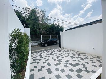 Rumah Cantik Brand New 2 Lantai di Jl. Kesehatan Bintaro Jaksel 6133