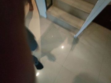 RUMAH 2 LANTAI DI JUAL CEPAT RUMAH SECOND SERTA INTERIOR